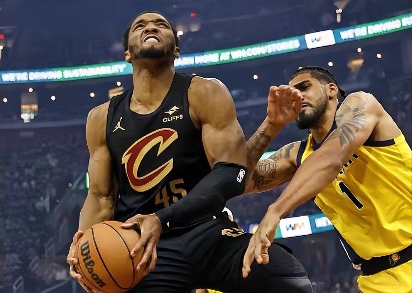 爵士鏖战掘金，米切尔关键制胜