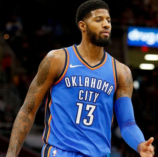 国王绝杀湖人B队,乔治三分雨点燃全场 国王绝杀湖人B队,乔治三分雨点燃全场