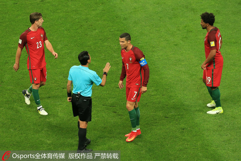 智利碾压荷兰，C罗一己之力扛起全队的简单介绍