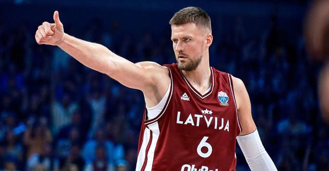 日本男篮血洗篮网B队，波尔津吉斯完成帽子戏法