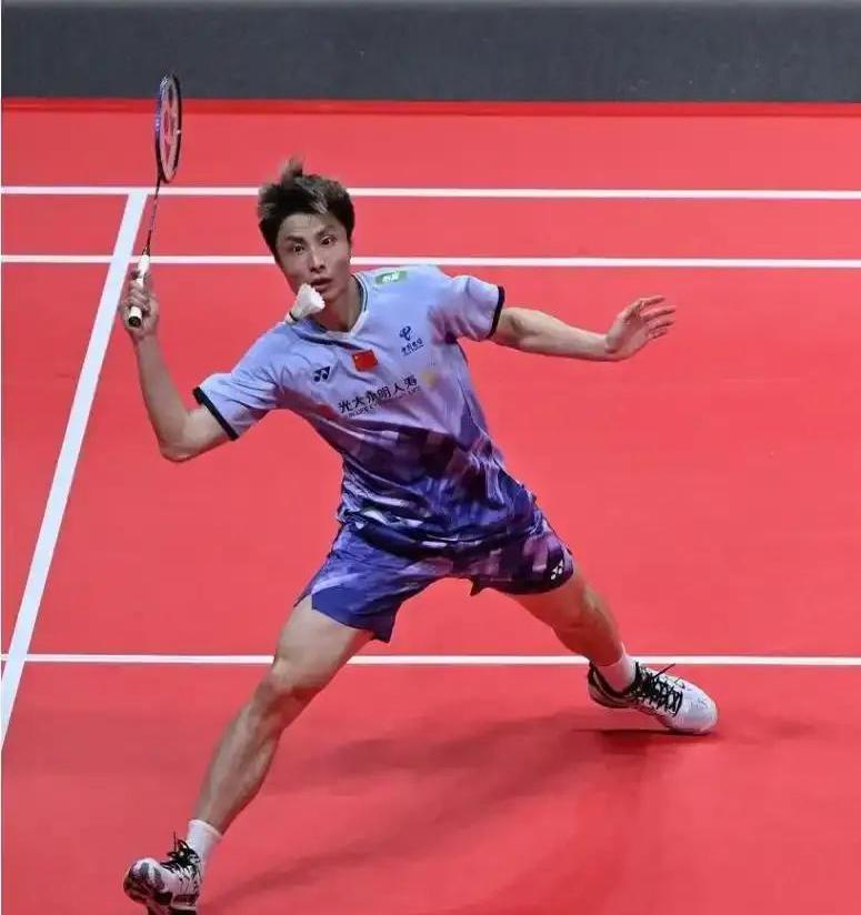 印尼羽毛球队完胜韩国羽毛球队，辛杜一己之力扛起全队的简单介绍