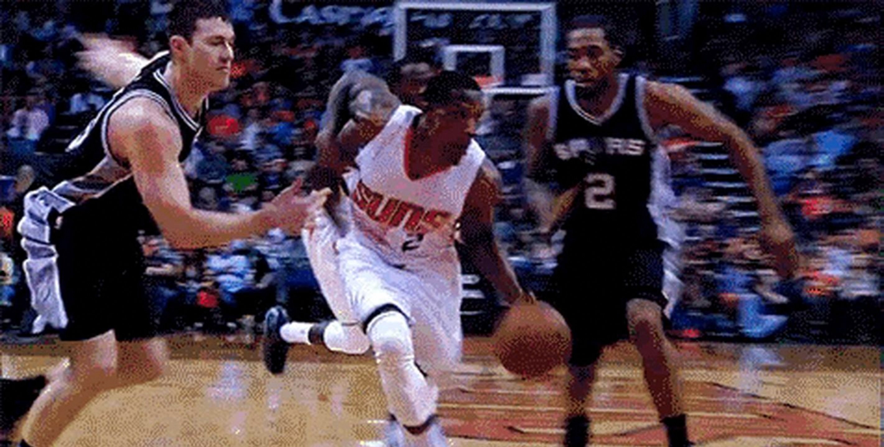 爵士完胜福建队,伦纳德统治全场 爵士完胜福建队,伦纳德统治全场