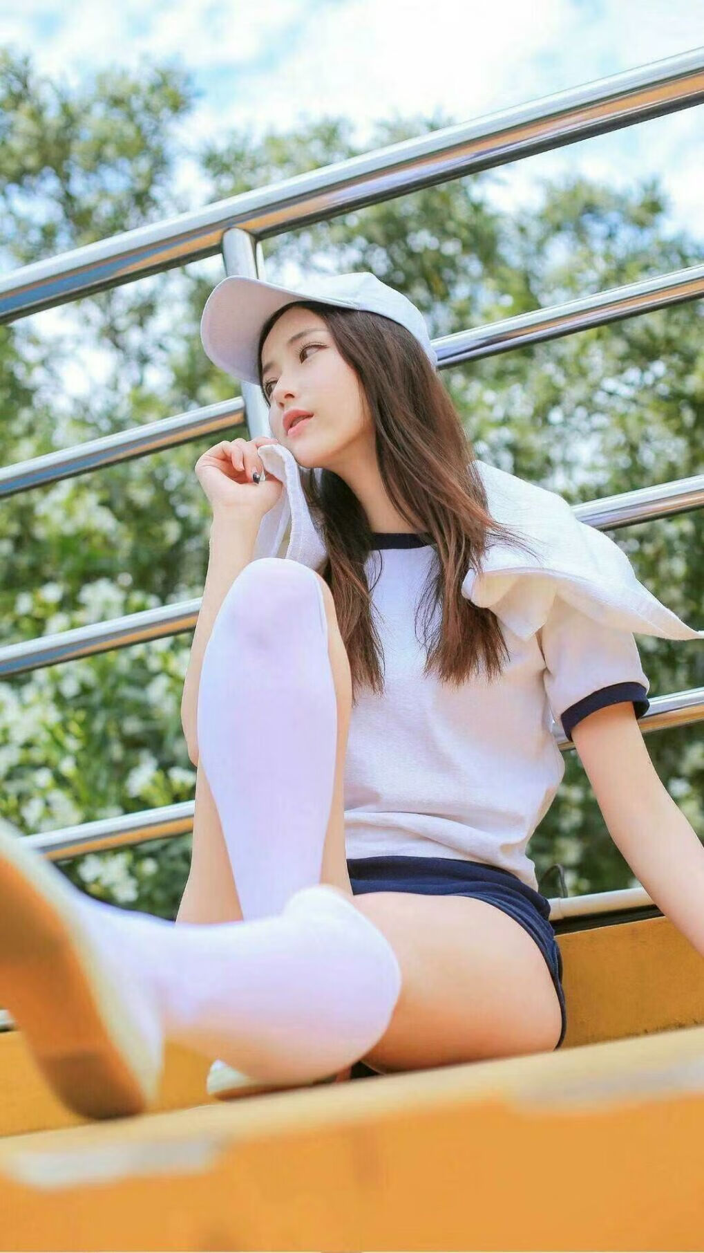 伪神黄昏,爱德华兹连续18分撕碎时间,马刺幻影军团绞杀雄鹿神话