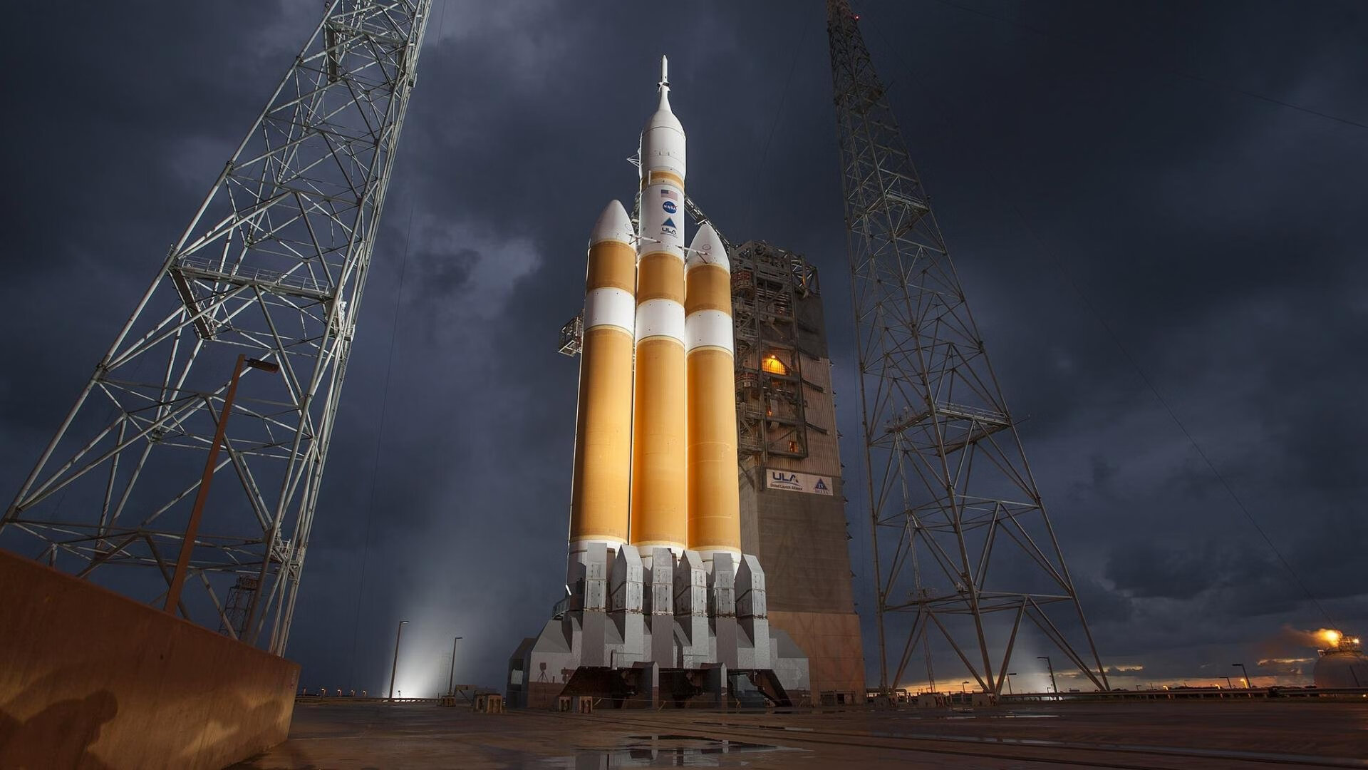 天降神兵，范弗利特第三节三分雨轰倒联盟第一掘金